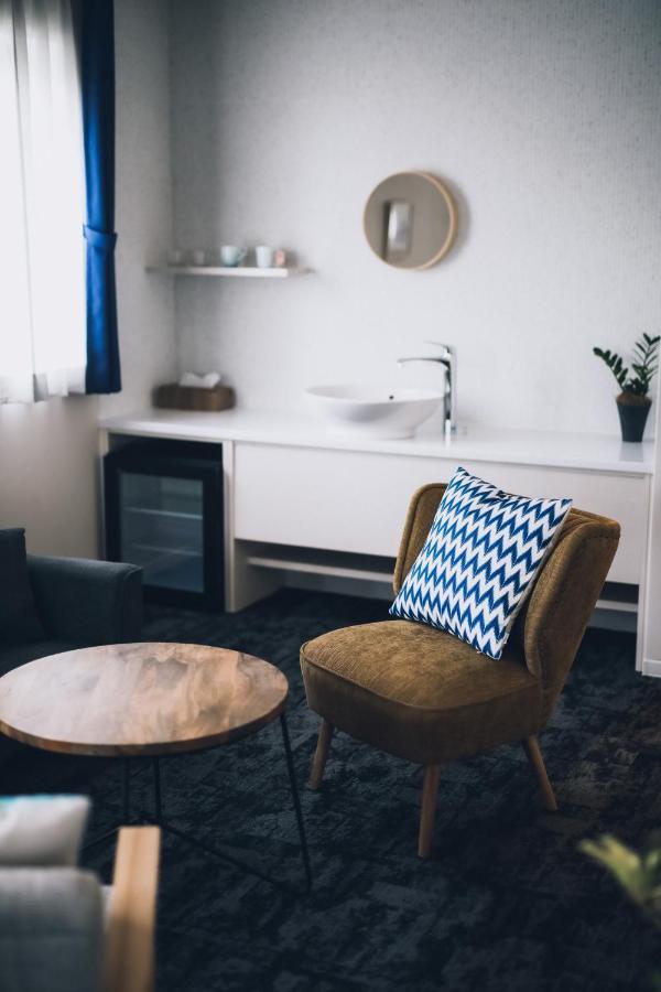 Lazuli And Lounge Hotel *
